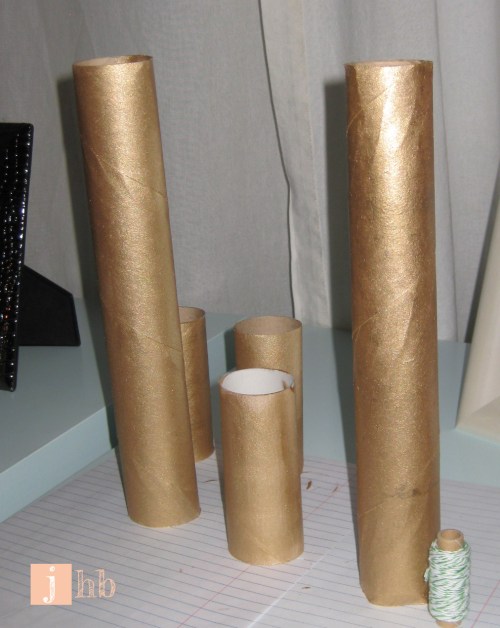 DIY Christmas Garland